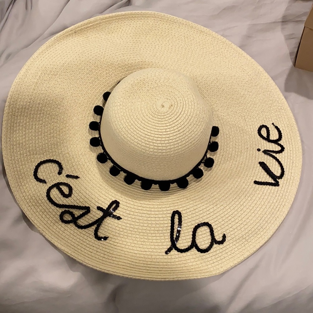 C’est la vie Sunhat